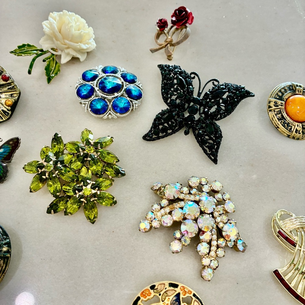 Vintage Brooch Bundle: Rhinestone, Enamel, Mid-Century Statement Pins~10+ Pieces